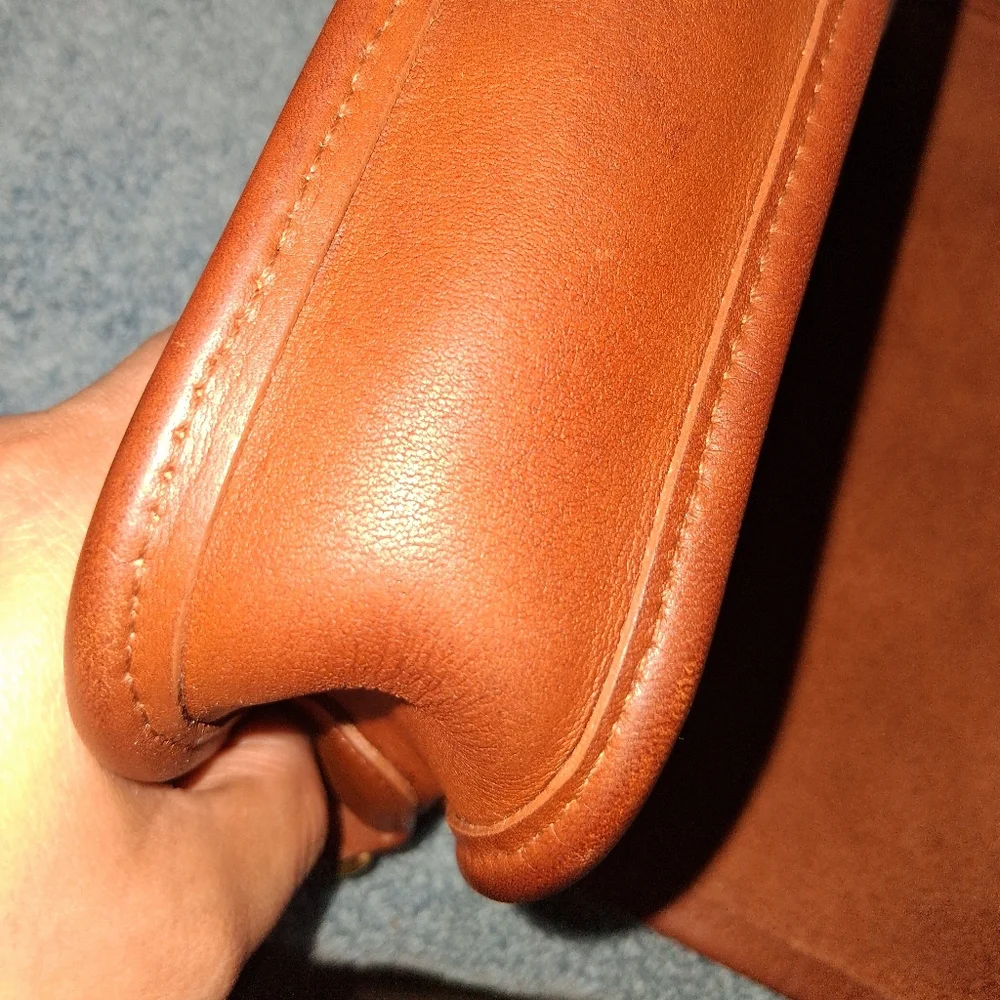 Vintage Coach Pocket Purse - Picture 11 of 16